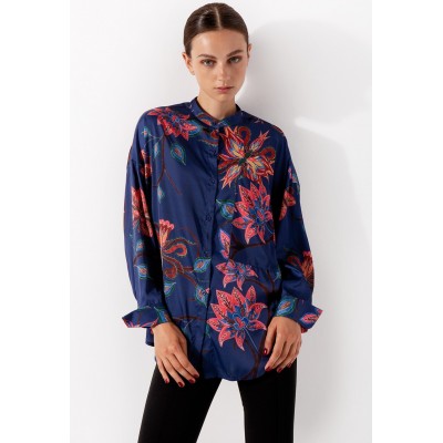 Floral shirt with pocket