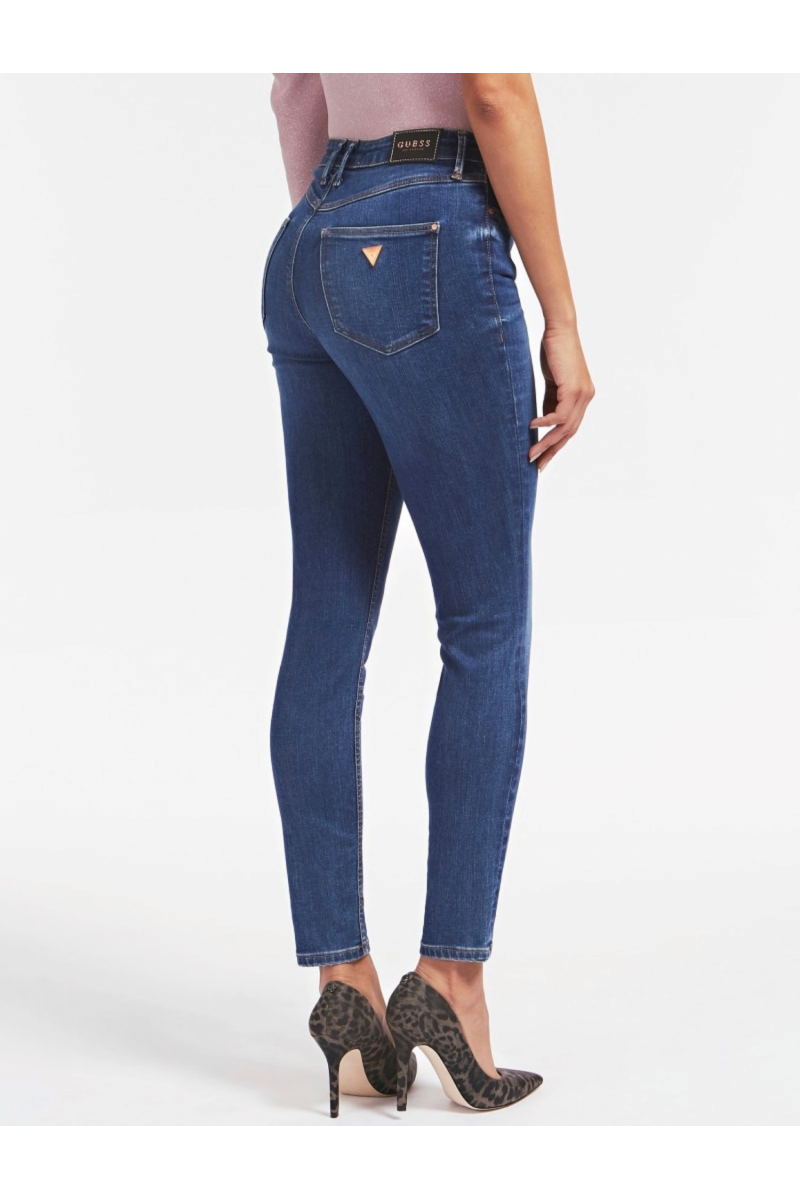 mom-fit jeans