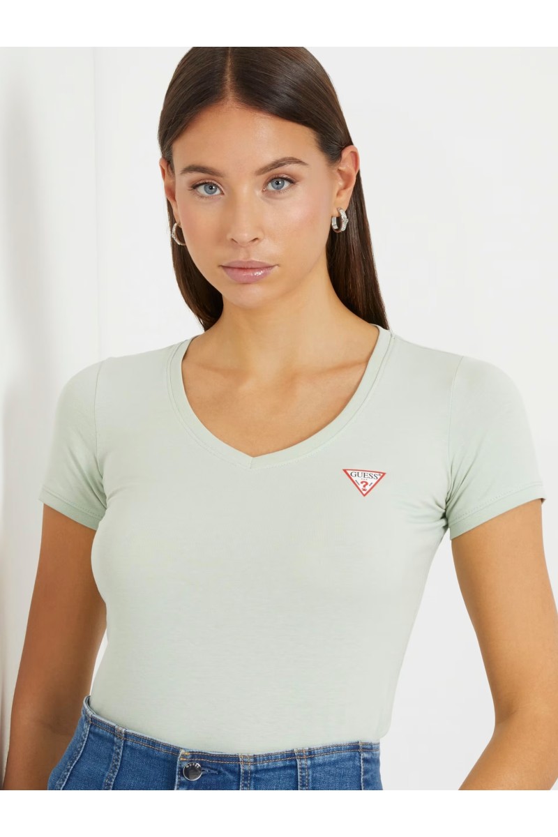 Guess Ελαστικό Μέντα t-shirt με μικρό τριγωνικό λογότυπο 